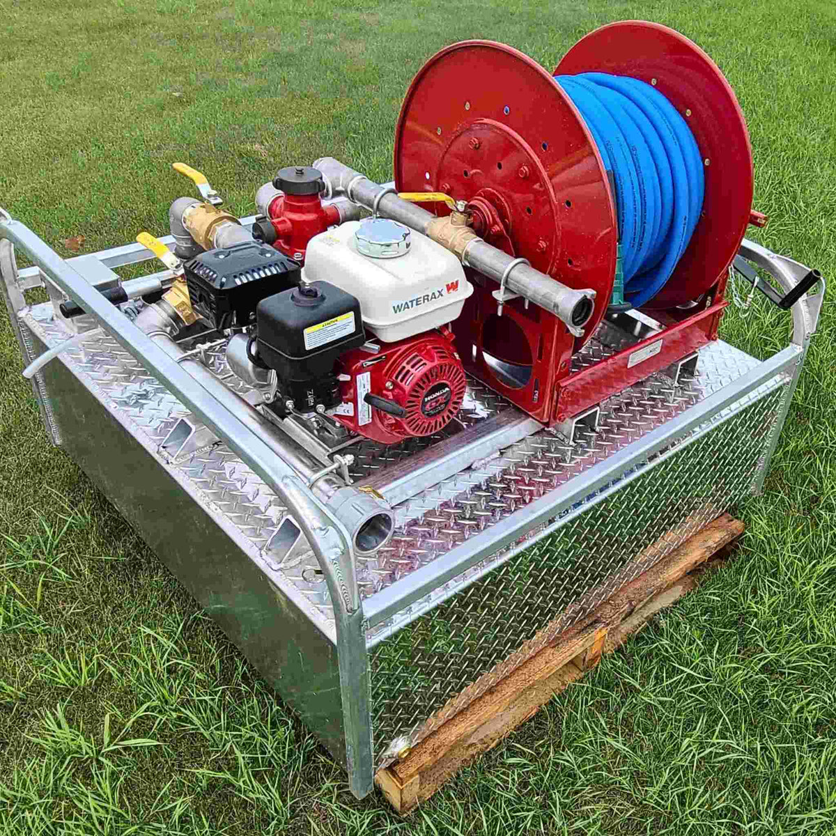 UTV 125 Gallon Slip In Unit with WATERAX Pump