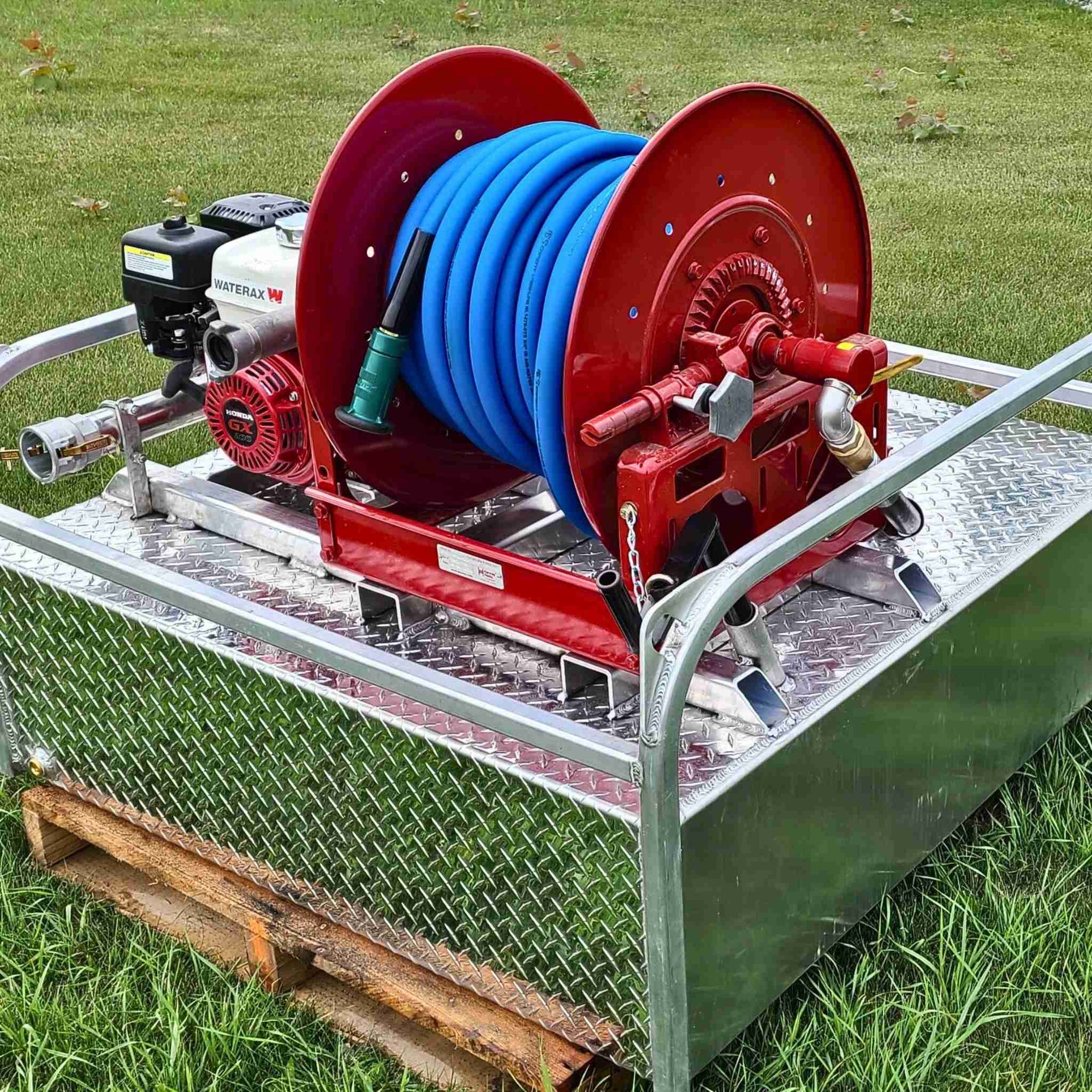 UTV 125 Gallon Slip In Unit with WATERAX Pump front view